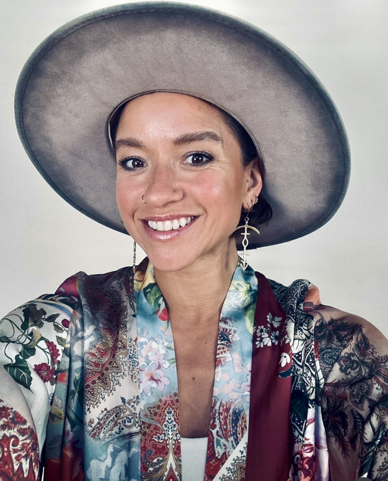Juliette den Ouden, Breathwork Facilitator & Host